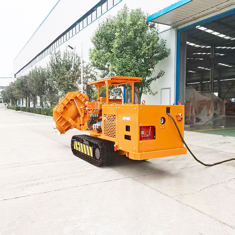 Chargeuse de roches sur chenilles