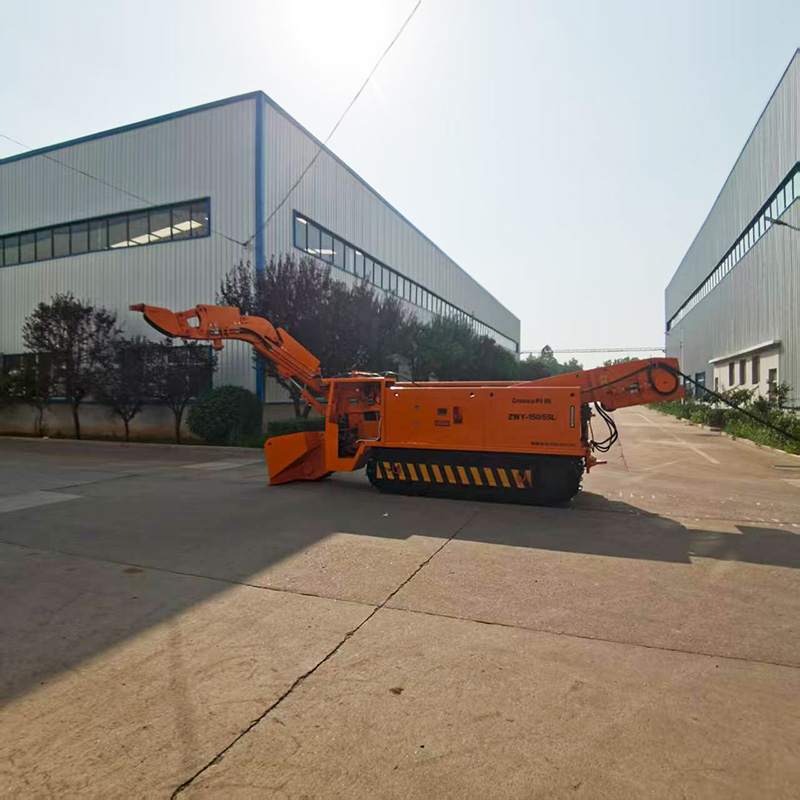 Ленточный конвейер, погрузчик для выемки грунта