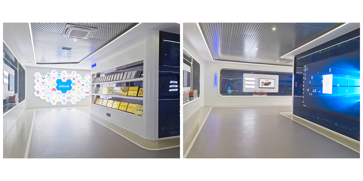 60 Side Unloading Rock Loader.jpg 60 Side Unloading Rock Loader.jpg