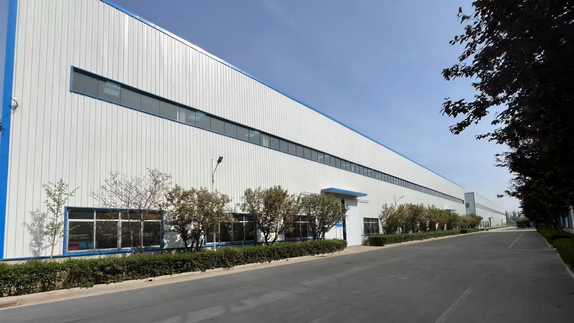 Погрузчик для разгрузки горных пород на угольной шахте Погрузчик для разгрузки горных пород на угольной шахте